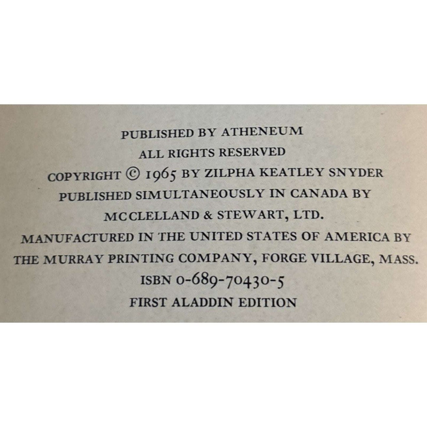 The Velvet Room - Zilpha Keatley Snyder - 1st Aladdin Edition 1965 Ex-Library