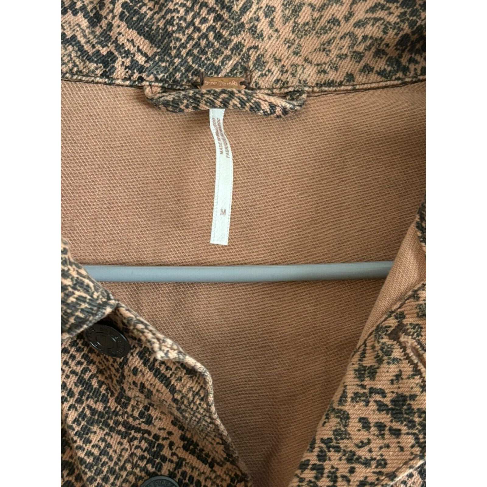 Free People Trucker Brown Snake Print Denim Jacket Size M Medium