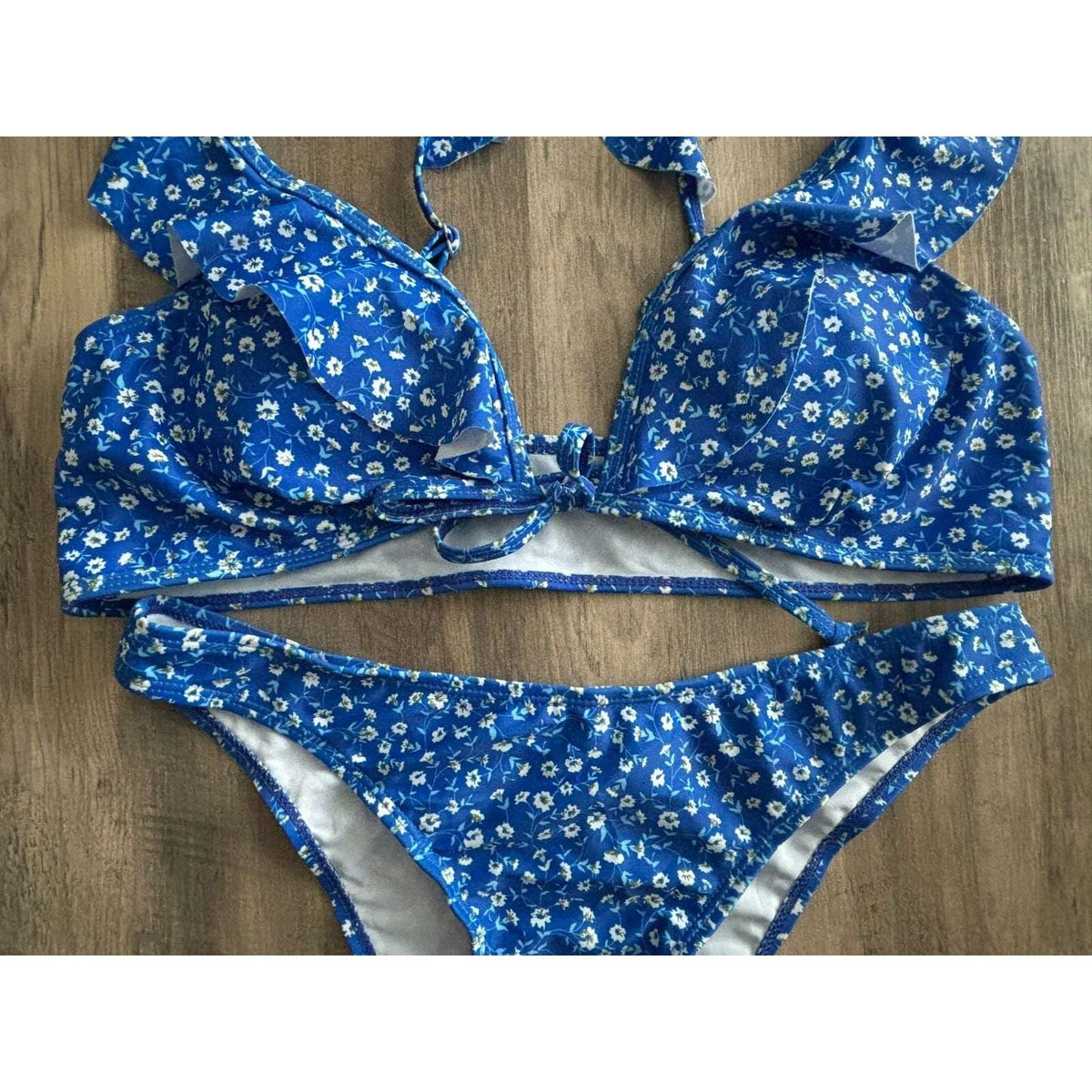 Women's Ruffled Straps Cheeky High Cut Bottom Blue White Flowers Bikini 2Pc Sz M