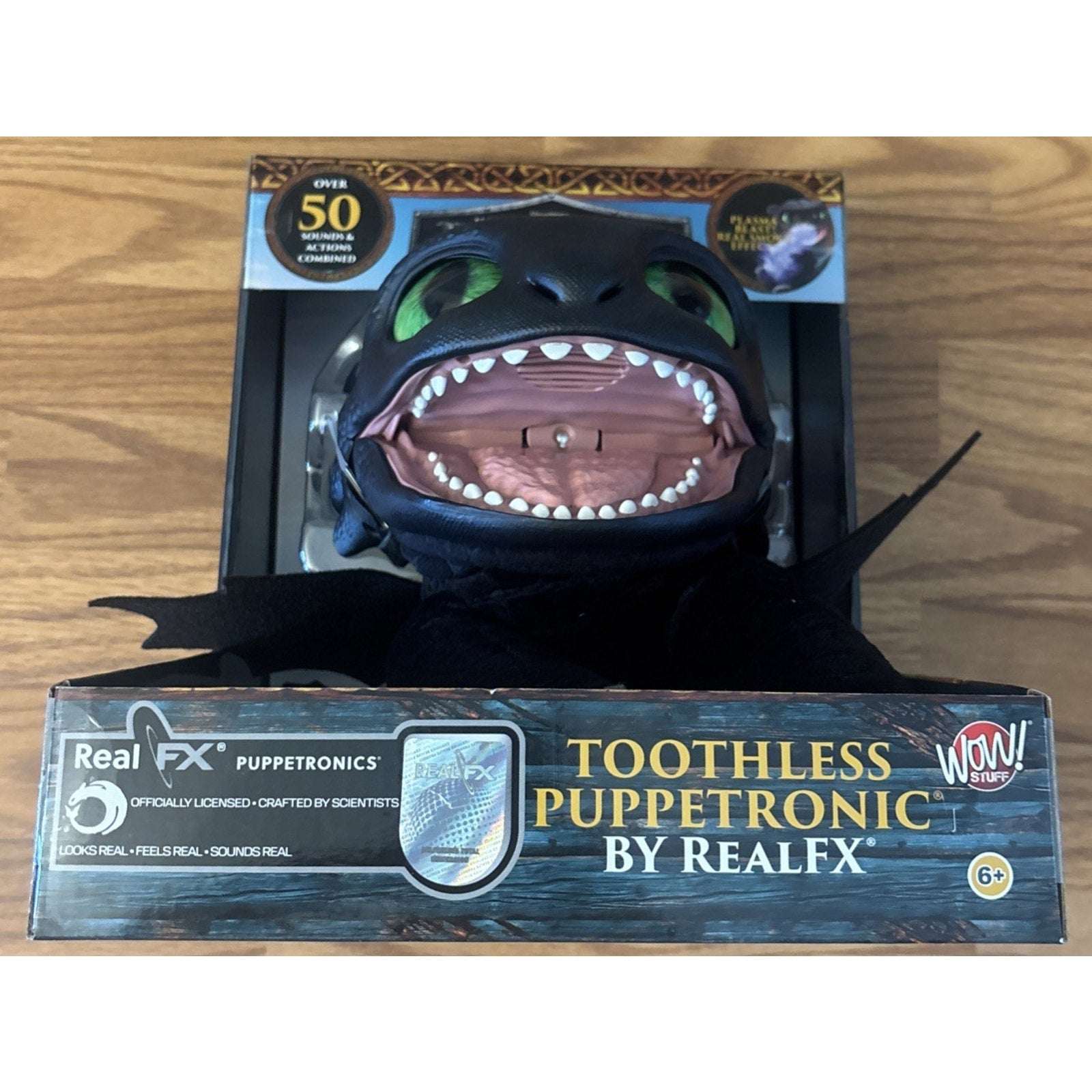 Toothless Puppetronic How To Train Your Dragon by RealFX w/50+ Sounds & Actions