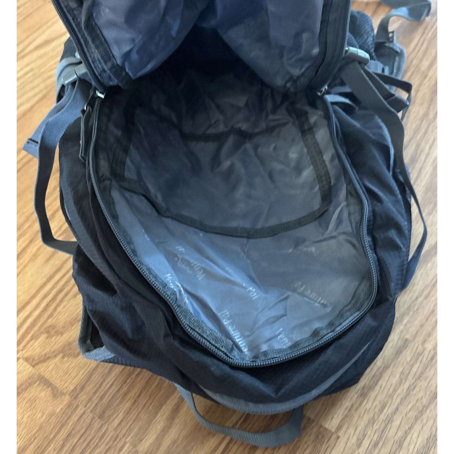 HIKING BACKPACK Lightweight Travel Daypack Black 40L VENTURE PAL Field Operation