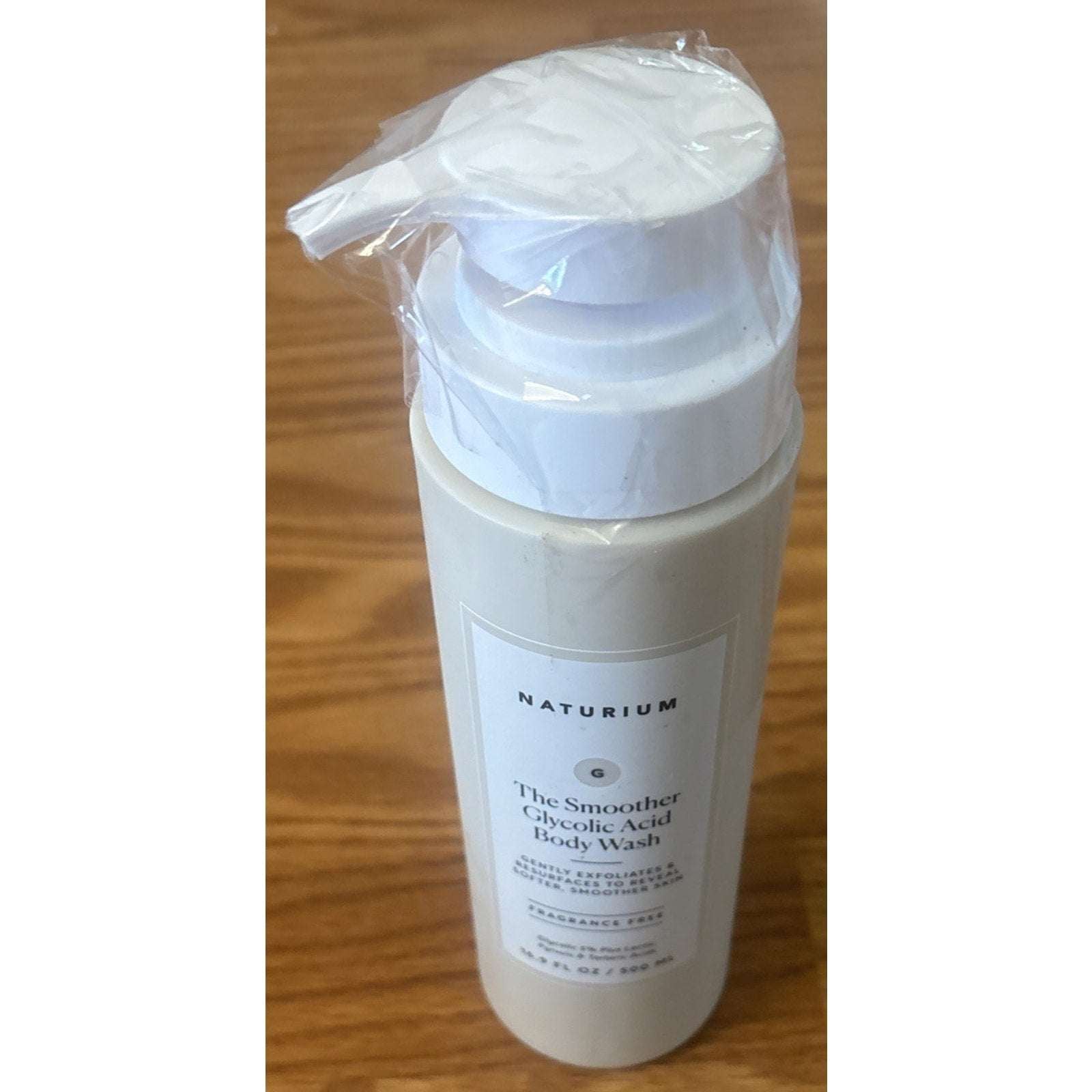 Naturium The Smoother Glycolic Acid Exfoliating Body Wash 16.9oz FREE SHIPPING