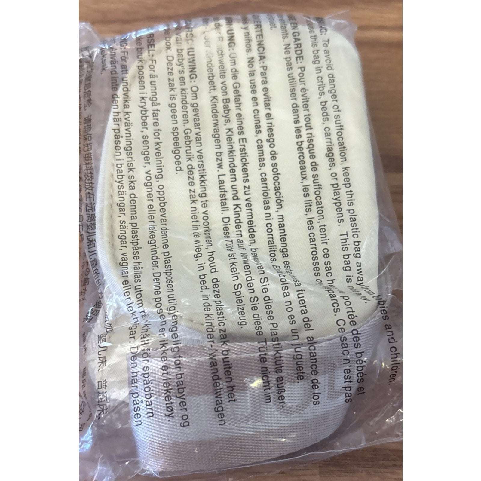 NWT Lululemon Dual Pouch Wristlet Wallet Keychain Wordmark Buttercream and Beige