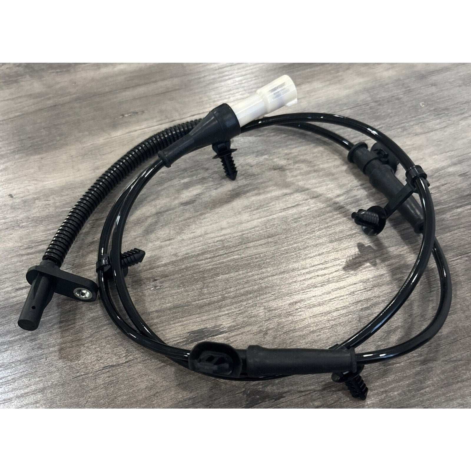 Dorman 970-188 ABS Wheel Speed Sensor for 2007-2015 Lincoln MKX & Ford Edge