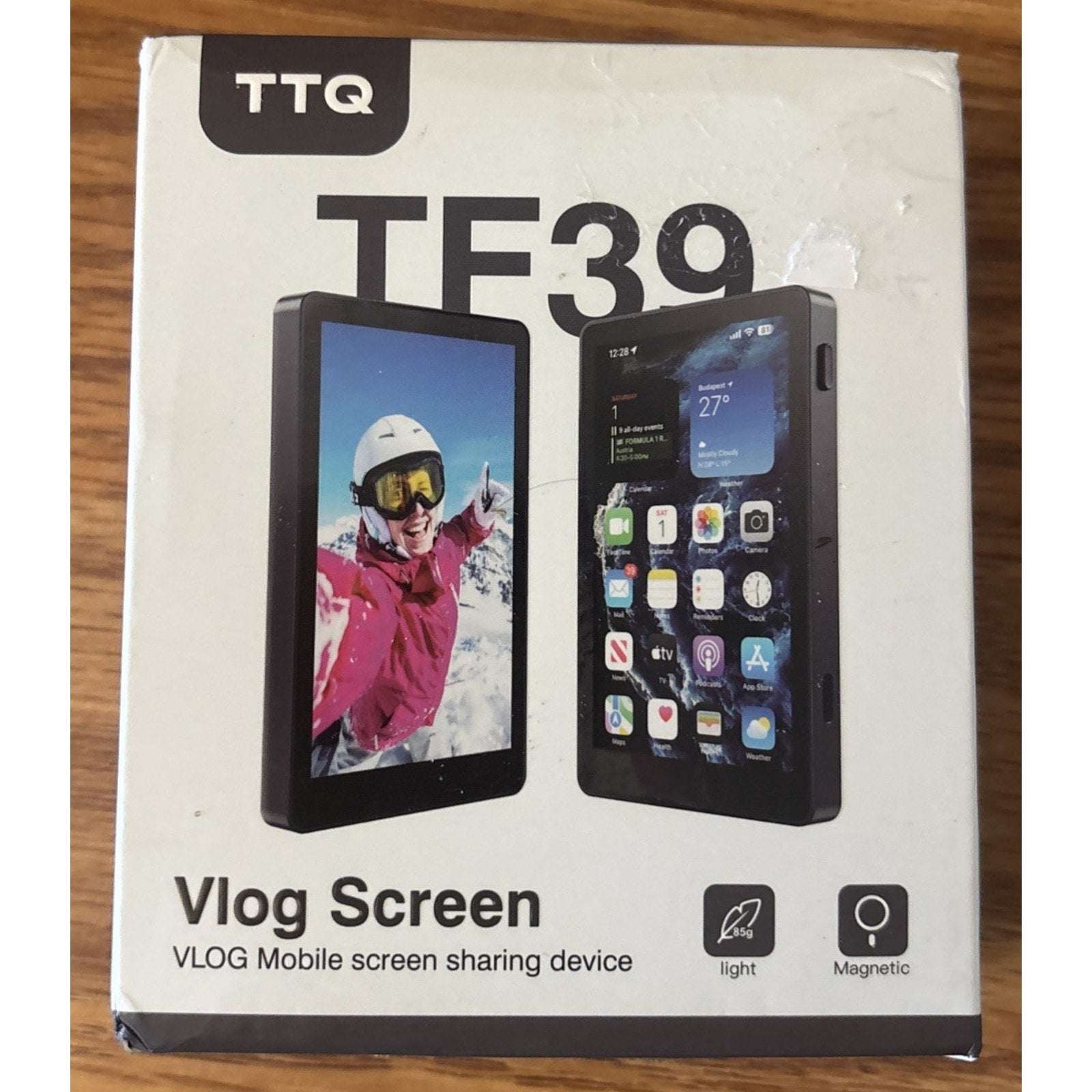 TTQ Vlog Screen Selfie Video Monitor TF39 Magnetic Remote Control NewOB No USB-C