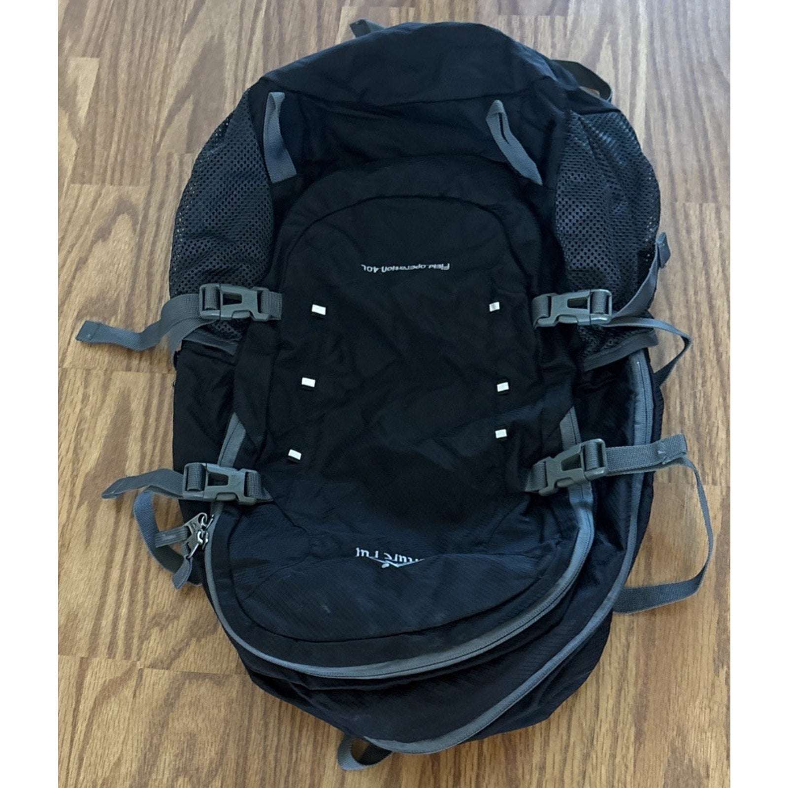 HIKING BACKPACK Lightweight Travel Daypack Black 40L VENTURE PAL Field Operation