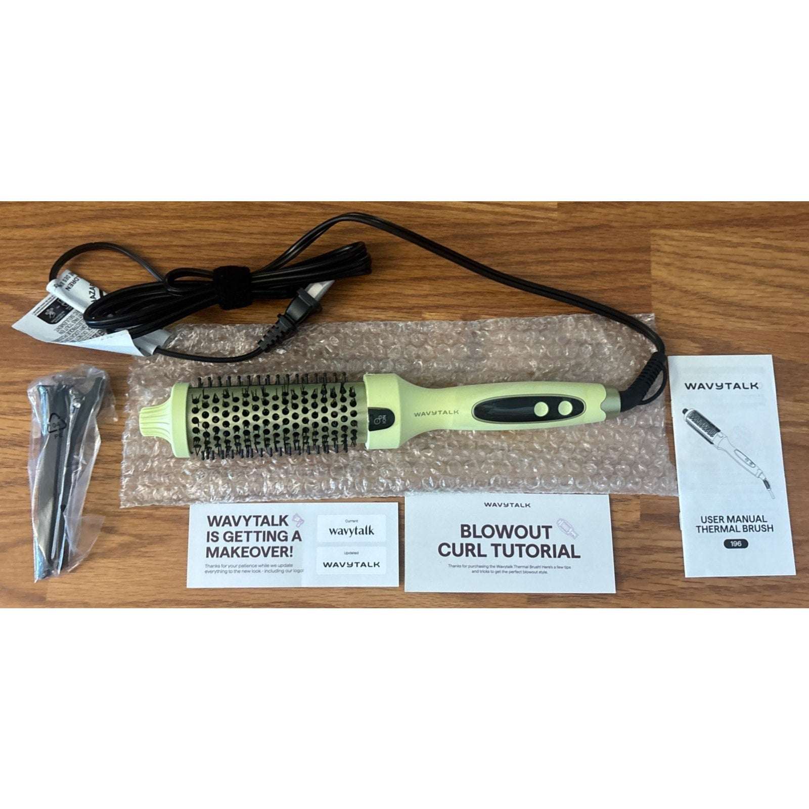 Wavytalk Blowout Boost Ionic Smoothing Thermal Heated Round Brush 1.5" - Green