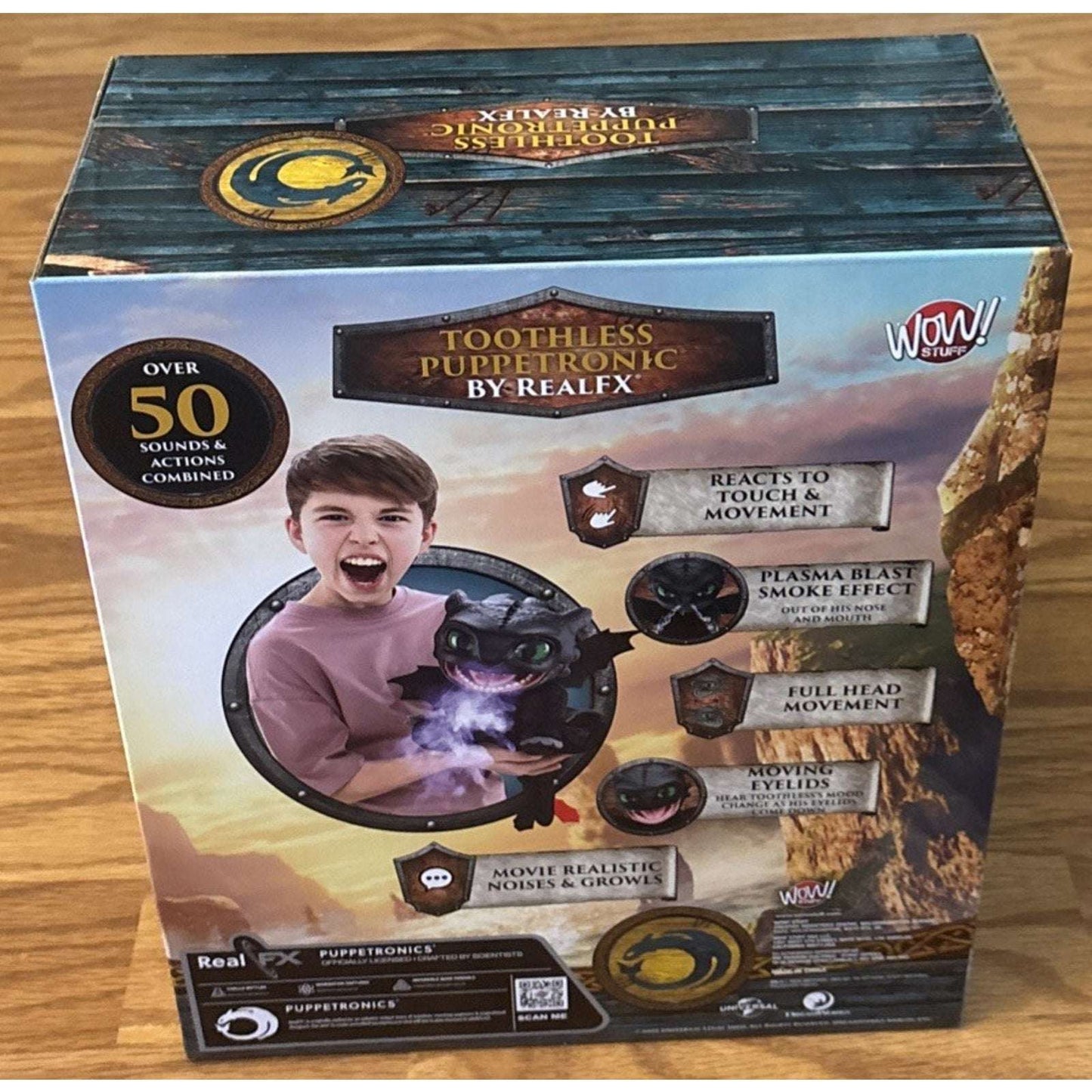 Toothless Puppetronic How To Train Your Dragon by RealFX w/50+ Sounds & Actions