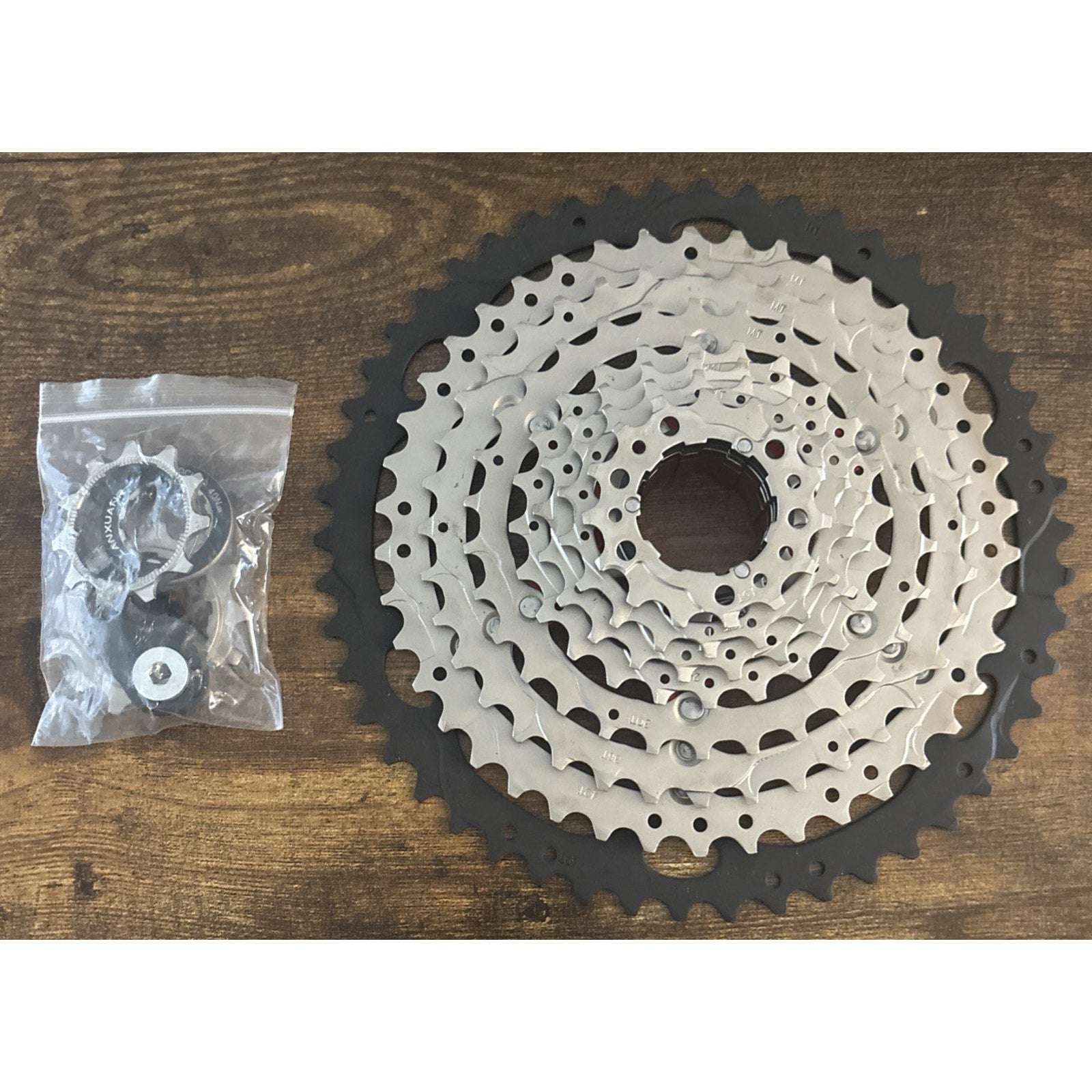 Lanxuanr 10-Speed Sprocket Cassette 10-50t for Mountain Bike and Road Bicycle