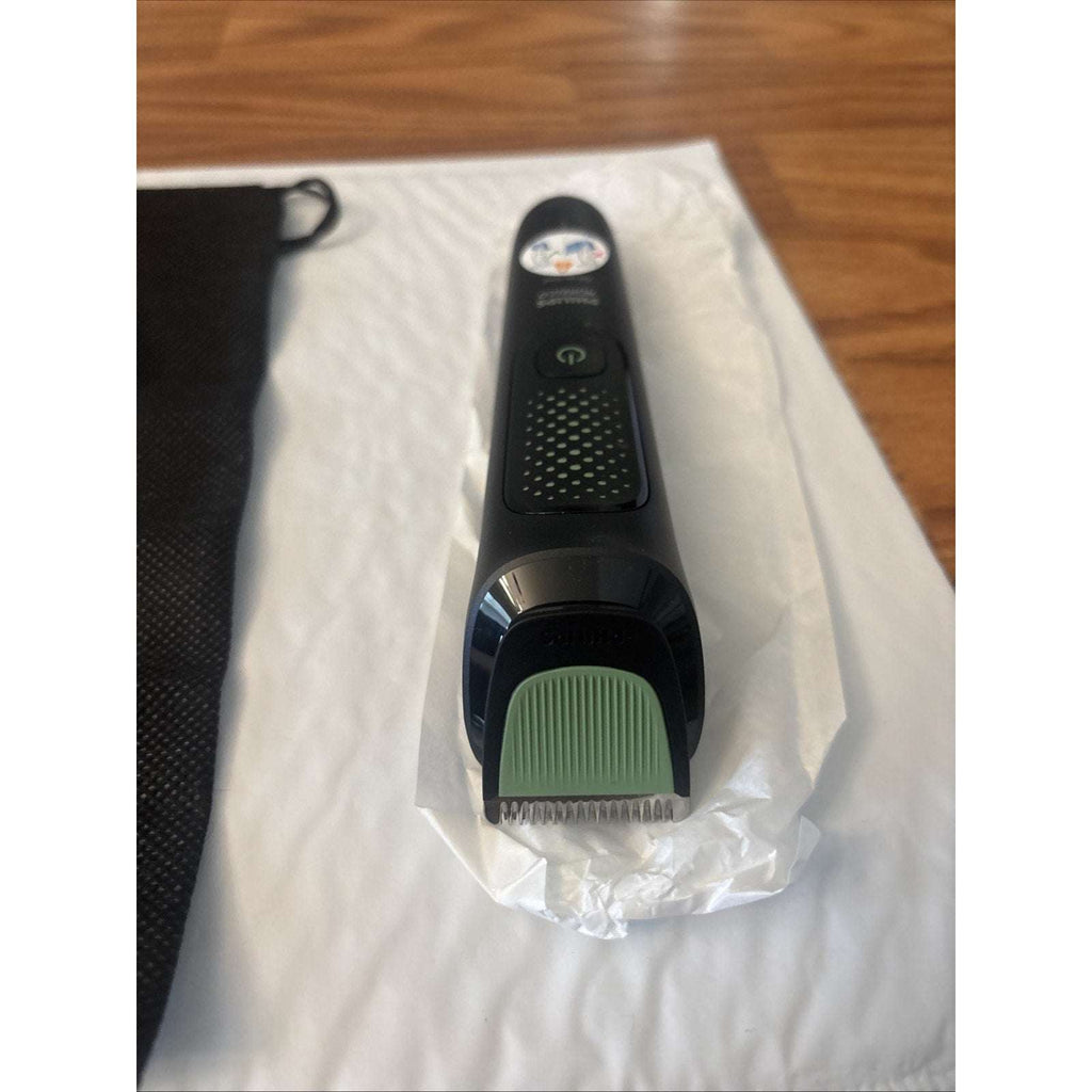 Philips Norelco All-In-One 3000 Series 13-in-1 Beard & Hair Trimmer MG3919/50