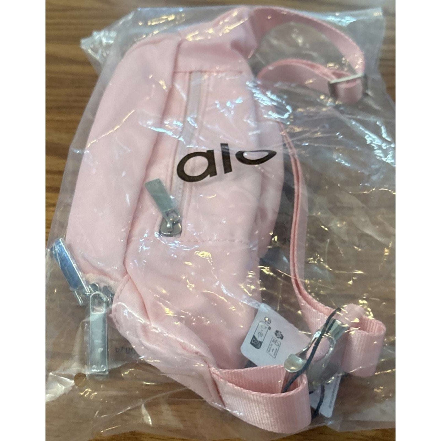 Alo Yoga Explorer Fanny Pack Ballet Pink Adjustable Strap Crossbody Belt Bag