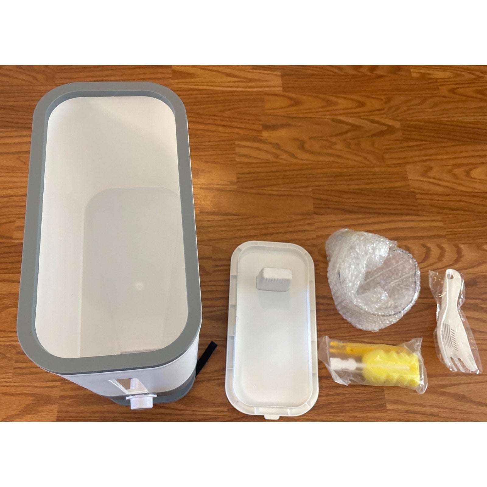 25lbs Rice Dispenser w/ Measuring Cup & Built-in Fresh Box Moisture/Insect Free