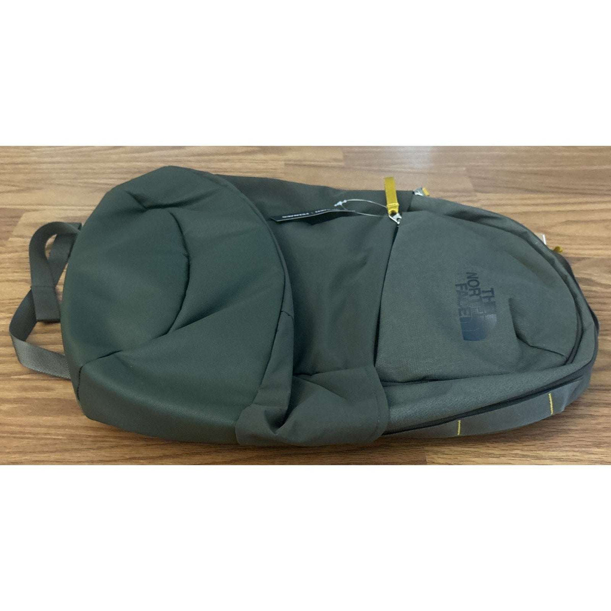 The North Face Women’s Isabella 3.0 Backpack 20L - Green Heather/Arrow Yellow