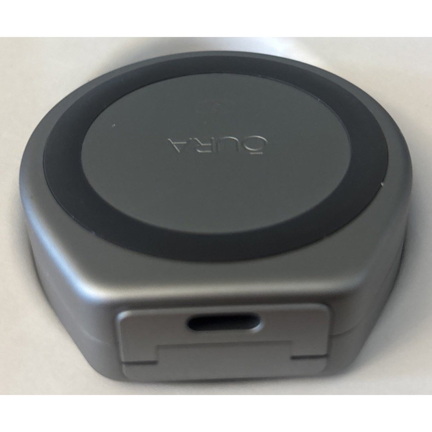 Oura Ring 4 Portable Charging Case Size 8 - NEW - 90 Min Full Charge