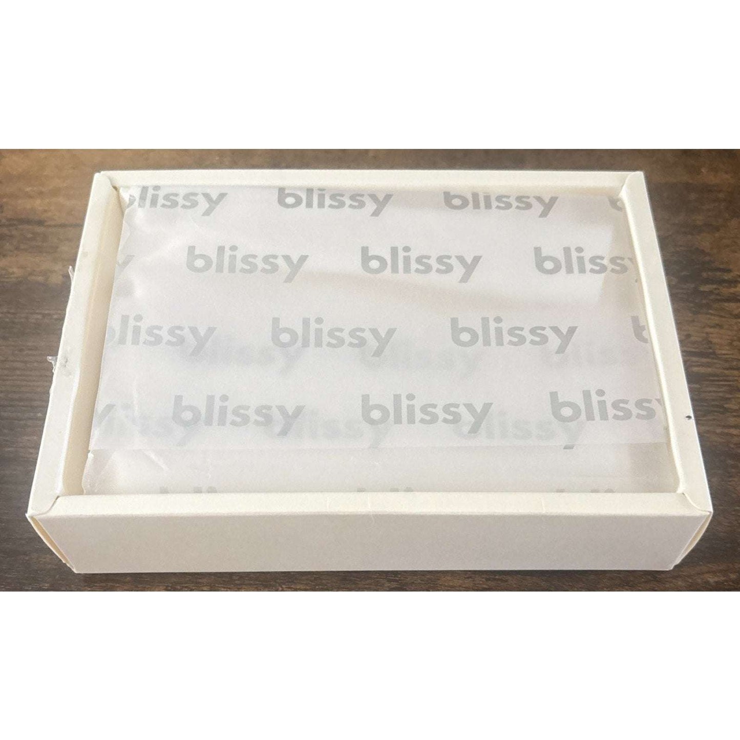 Blissy 100% Pure Mulberry Silk 22 MOMME White Pillow Case QUEEN Size
