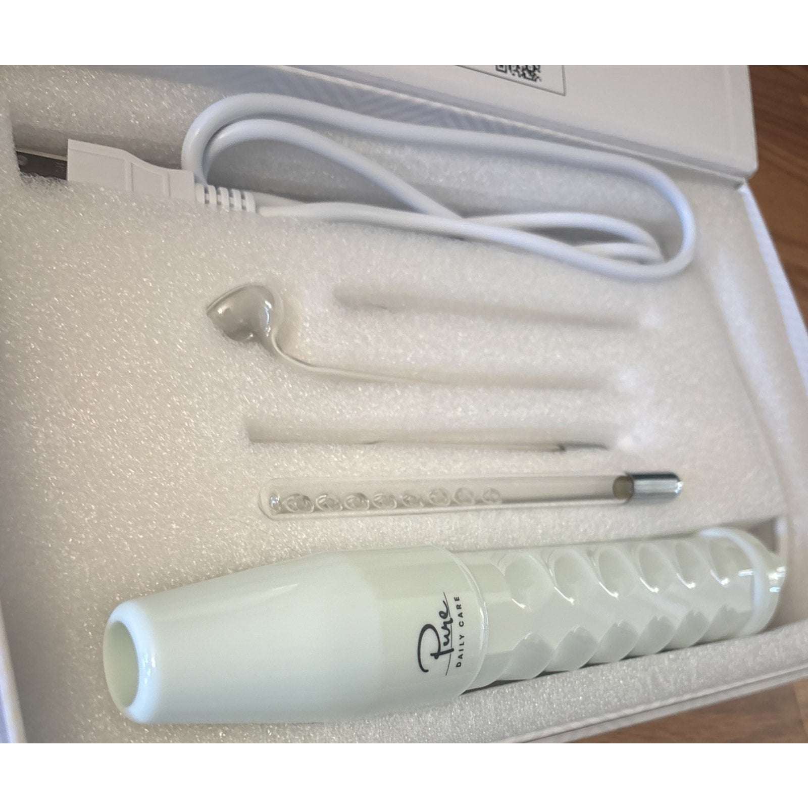 Pure Nuderma Daily Care Skin Therapy Machine with 4 Neon Wands for Skin & Hair