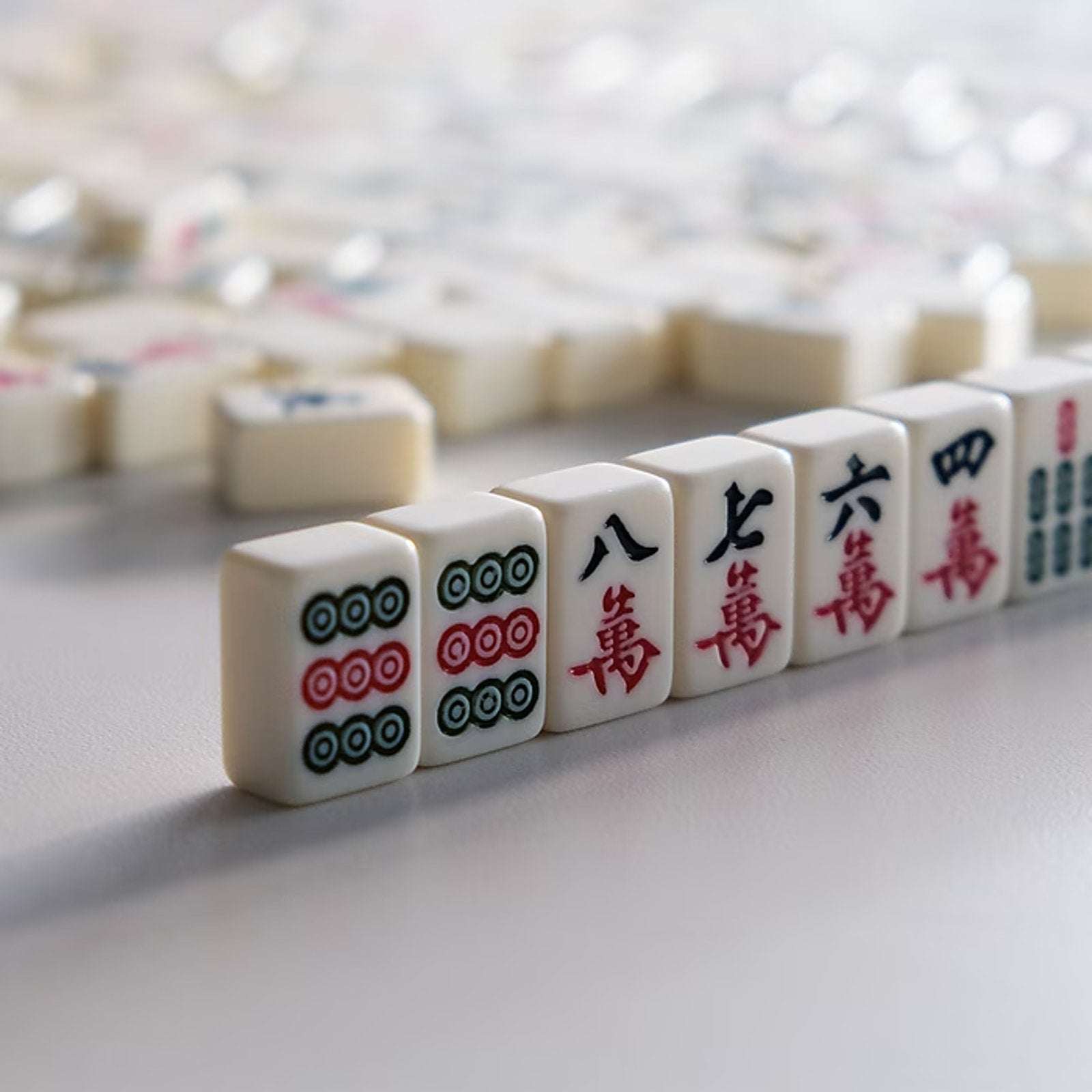 Traditional Chinese Mahjong Game Set w/ 144 Engraved +2 Spare Tiles, Dice & Case