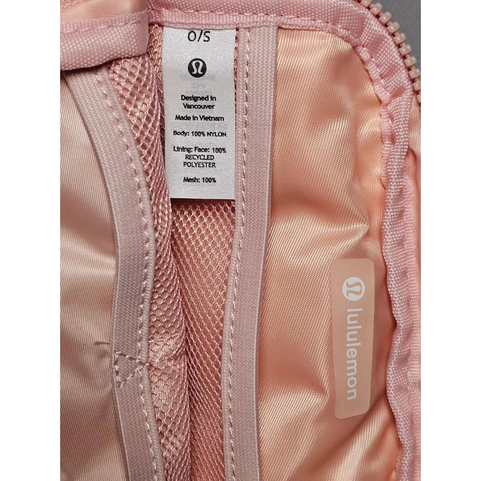 NWT Lululemon Everywhere Wordmark Crossbody Belt Bag Fanny Pack 1L Pink /Silver