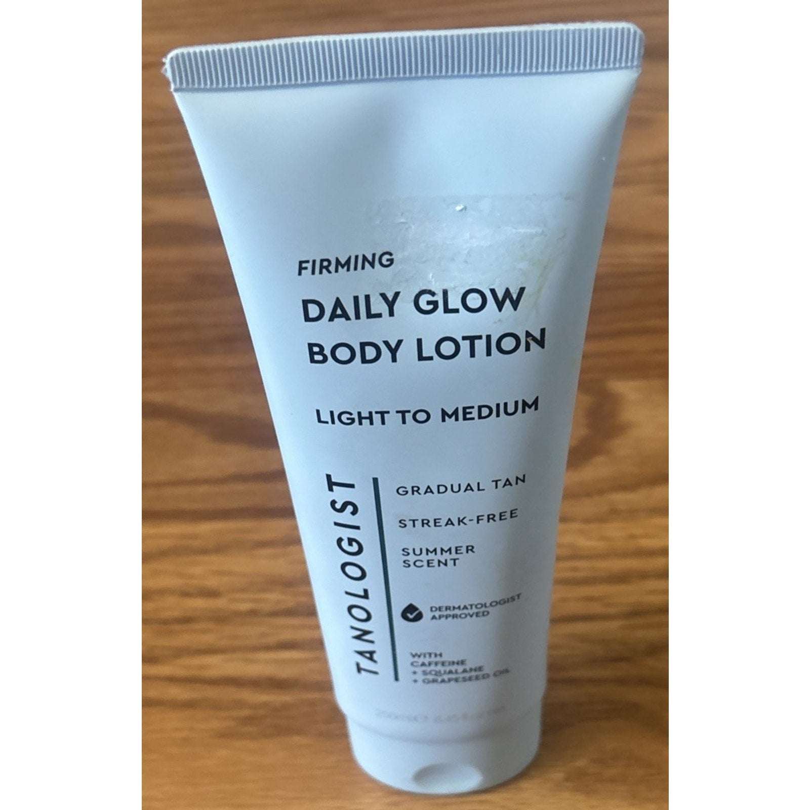 Tanologist Firming Daily Glow Light/Medium Gradual Self Tan Lotion Streak Free