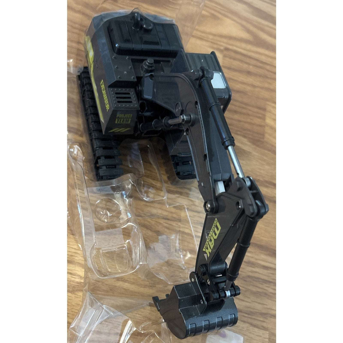 RC Excavator Toy Alloy Construction Vehicle Remote Control Digger Full Function