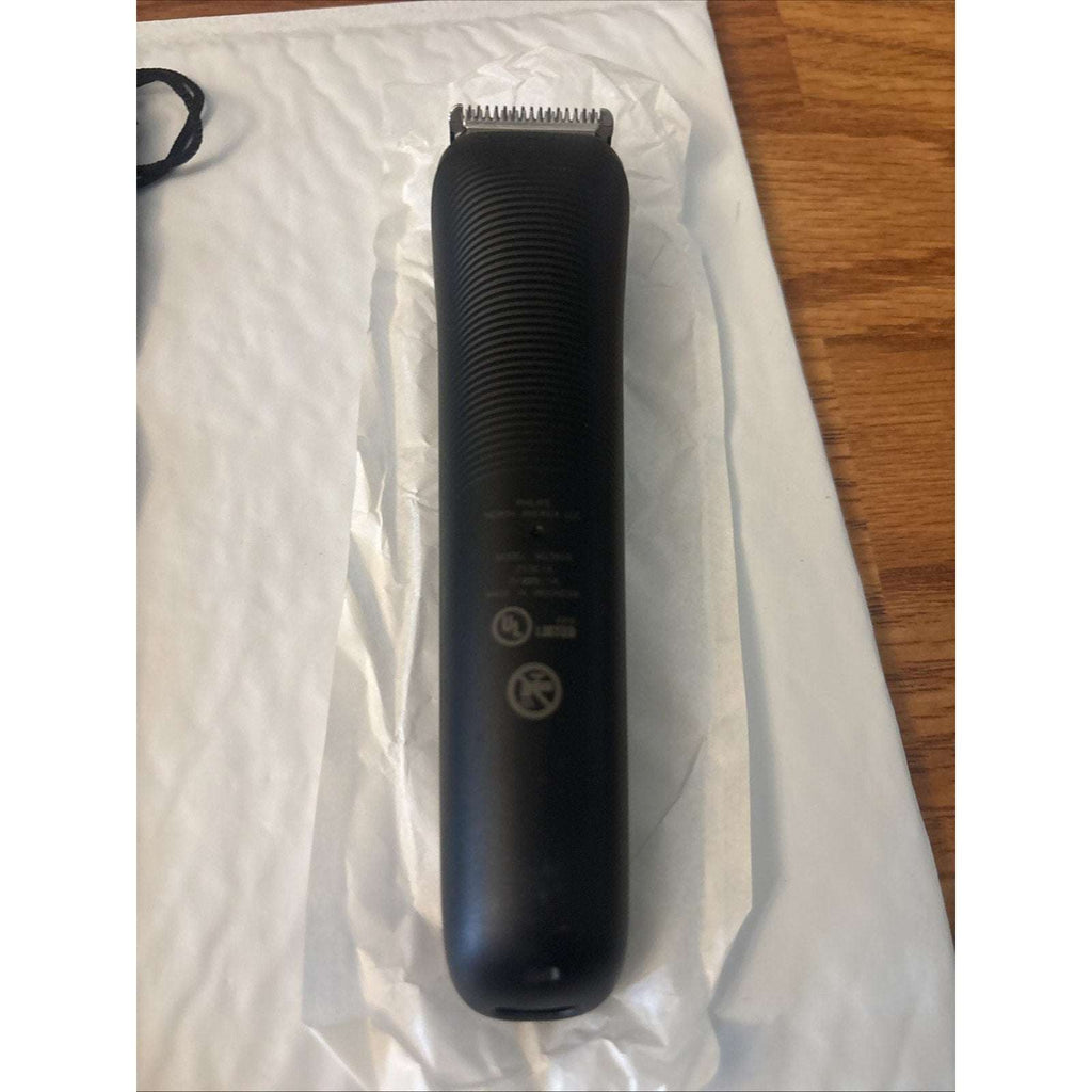 Philips Norelco All-In-One 3000 Series 13-in-1 Beard & Hair Trimmer MG3919/50