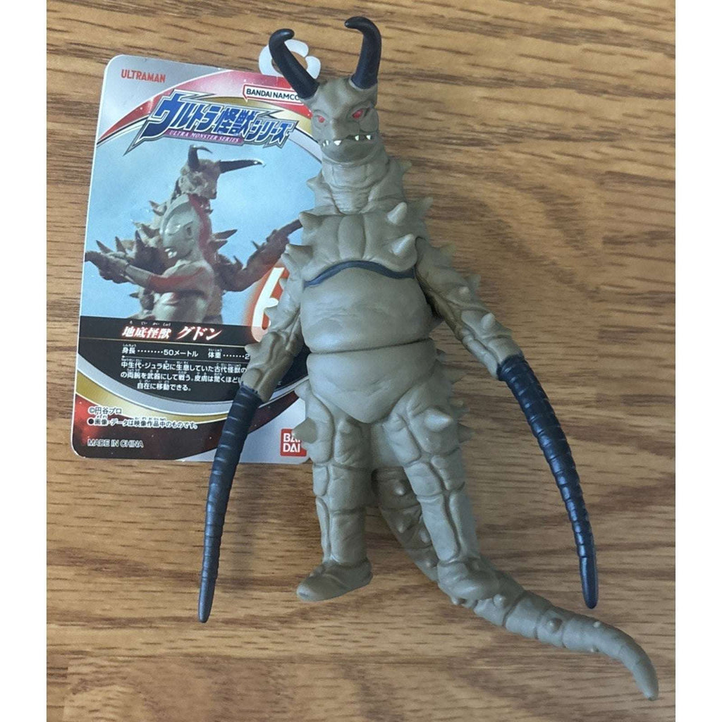 BANDAI ULTRAMAN 500 Ultra Monster Series 60 Gudon Action Figure