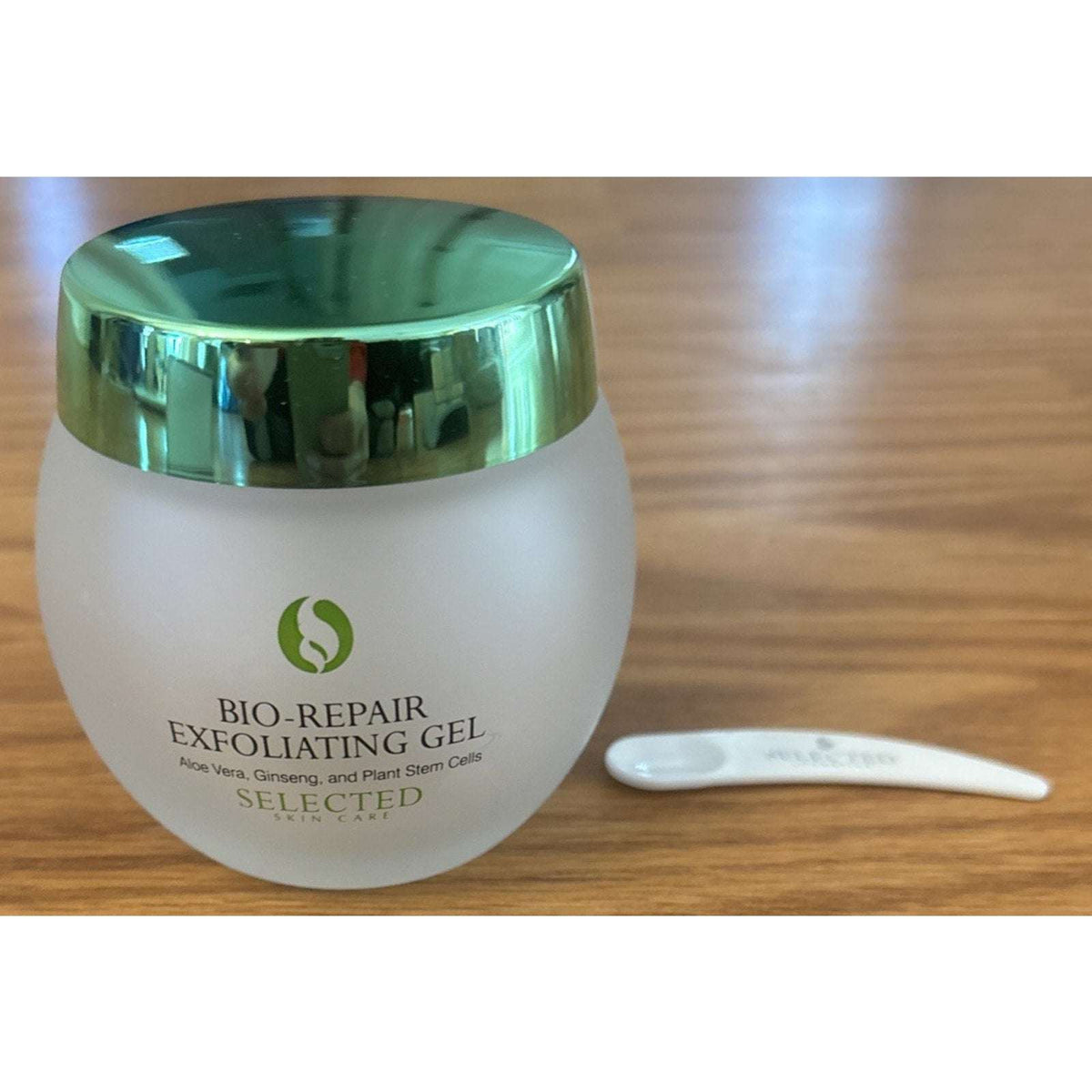Selected Skin Care Bio Repair Exfoliating Gel w/ Aloe Vera, Ginseng & Plant Cell