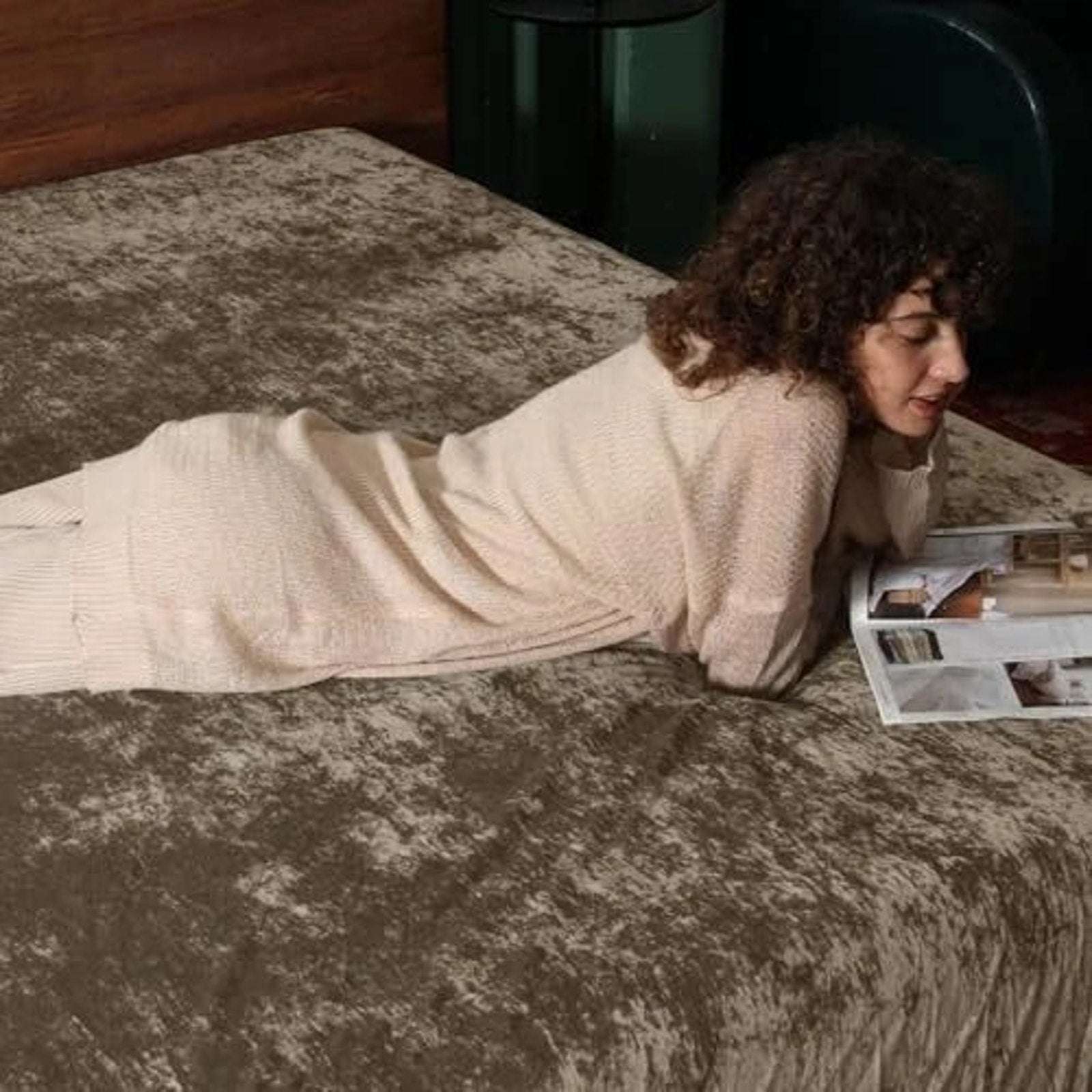 PHF Truly Velvet Fitted Sheet Queen Size Luxury Super Soft & Cozy Deep Fit Khaki