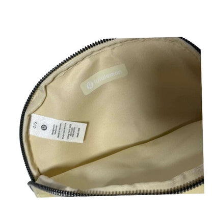 Lululemon All Night Festival Bag Micro 2L Beige Crossbody Everywhere Belt Bag
