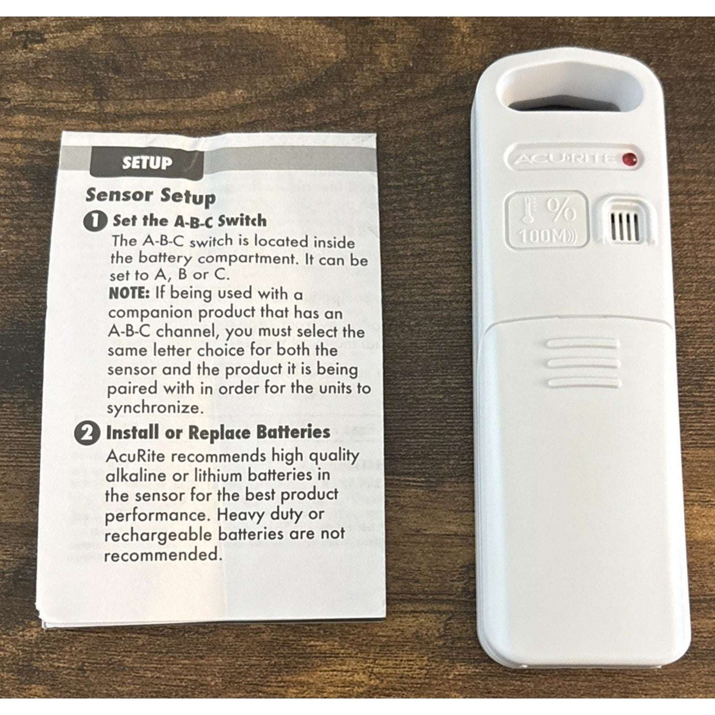 AcuRite Wireless Indoor Outdoor Temperature and Humidity Sensor (06002M) white