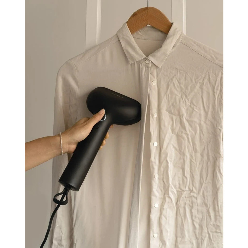 Steamery Cirrus X 1200W Handheld Clothes Steamer +Heat-Proof Steaming Pad - ONYX