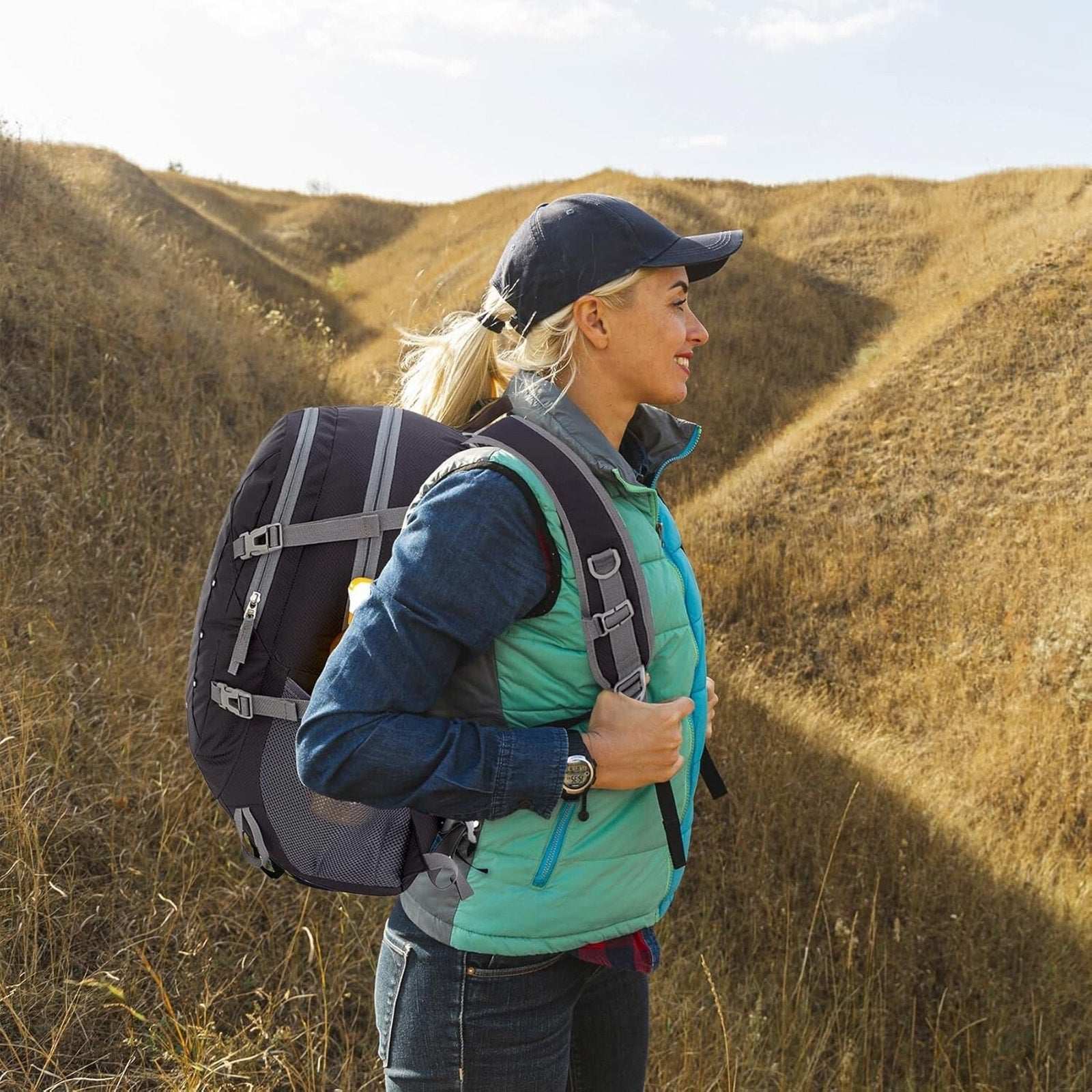 HIKING BACKPACK Lightweight Travel Daypack Black 40L VENTURE PAL Field Operation