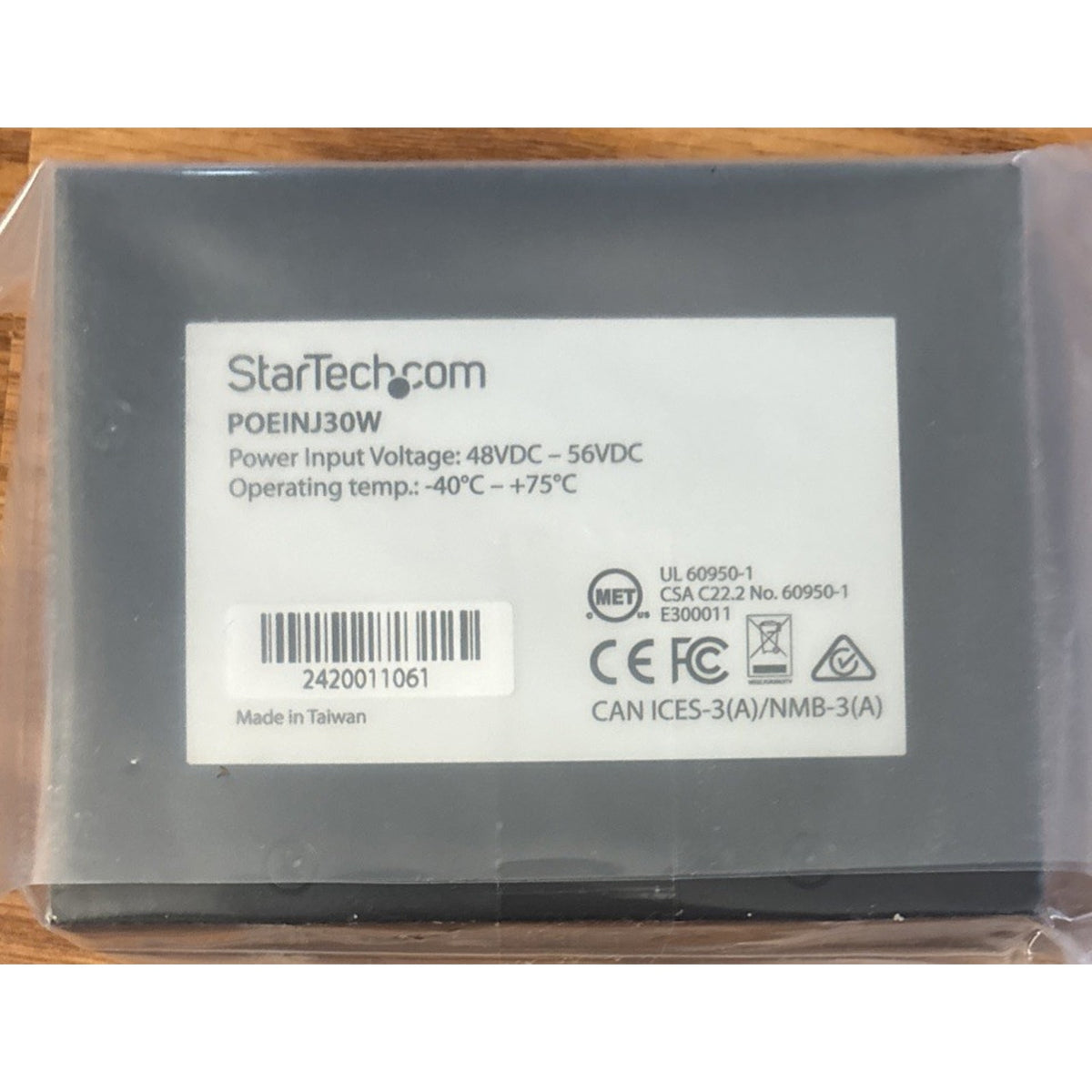 StarTech.com Industrial Gigabit PoE+ Injector 30W TAA 802.3at Midspan DIN Rail