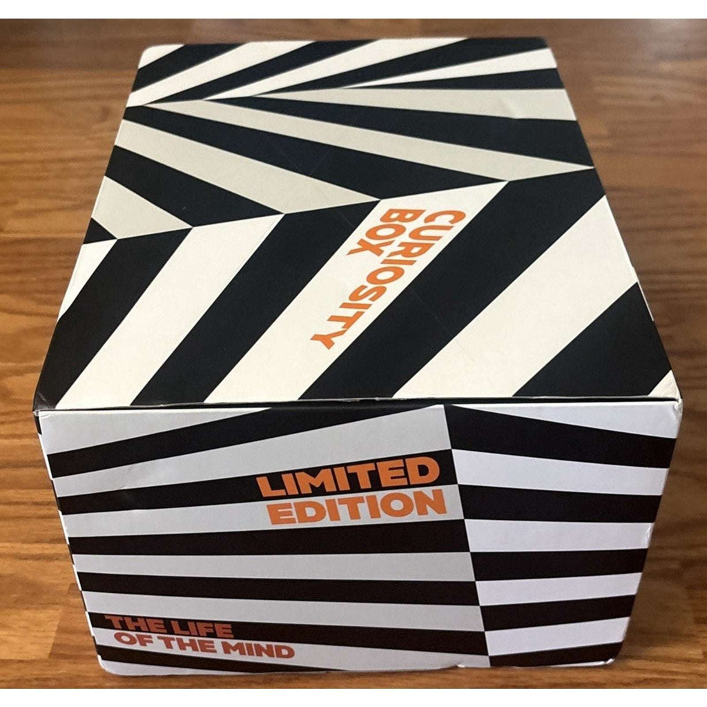 Curiosity Box by VSauce - Limited Edition - T-Shirt Size XXL XX-Large