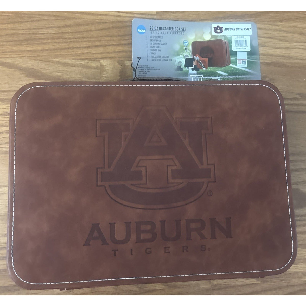 AUBURN TIGERS NCAA 750ml Whiskey Decanter & 2 Glass Set w/ Stones & Leather Case