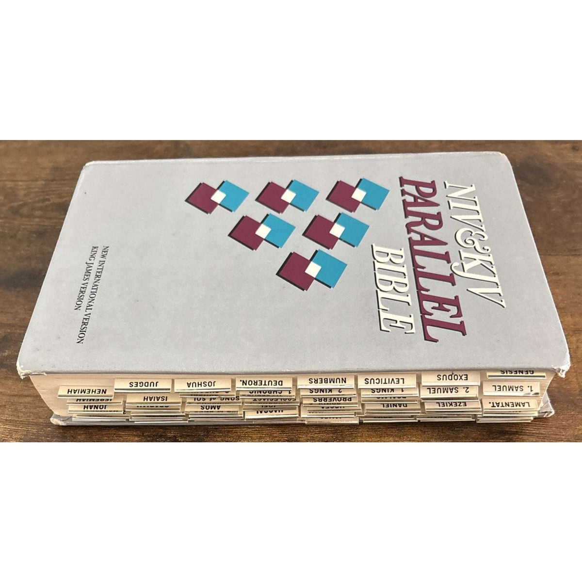 NIV / KJV Parallel Bible, Zondervan 1989 Hardcover with Labeled Book Tabs