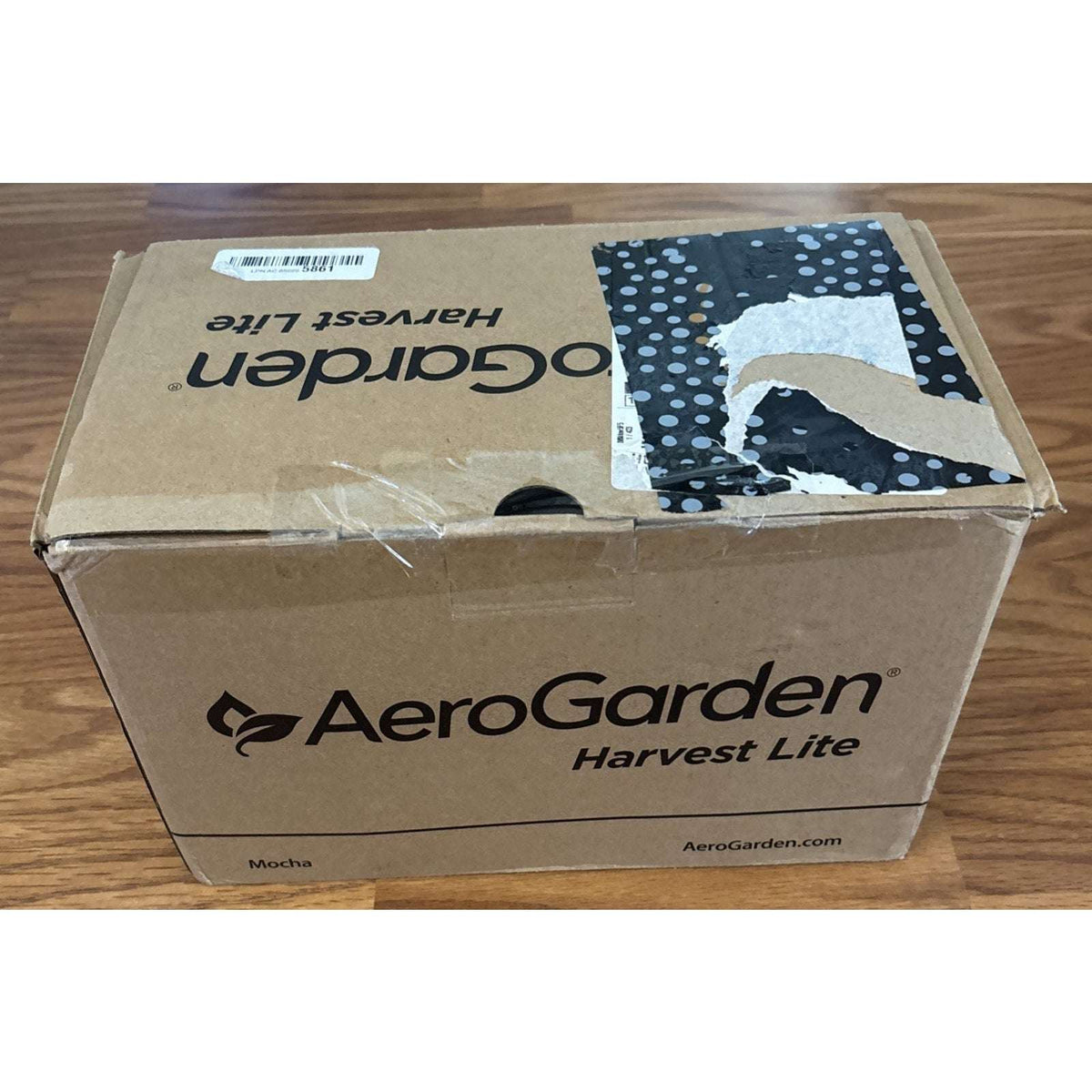 AeroGarden Harvest Indoor Soil-Free Garden Hydroponic System with LED Grow Light