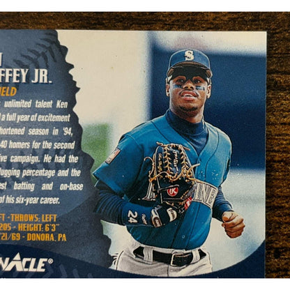 1995 Pinnacle Ken Griffey Jr #128 Seattle Mariners Blowing Bubble Gum Card