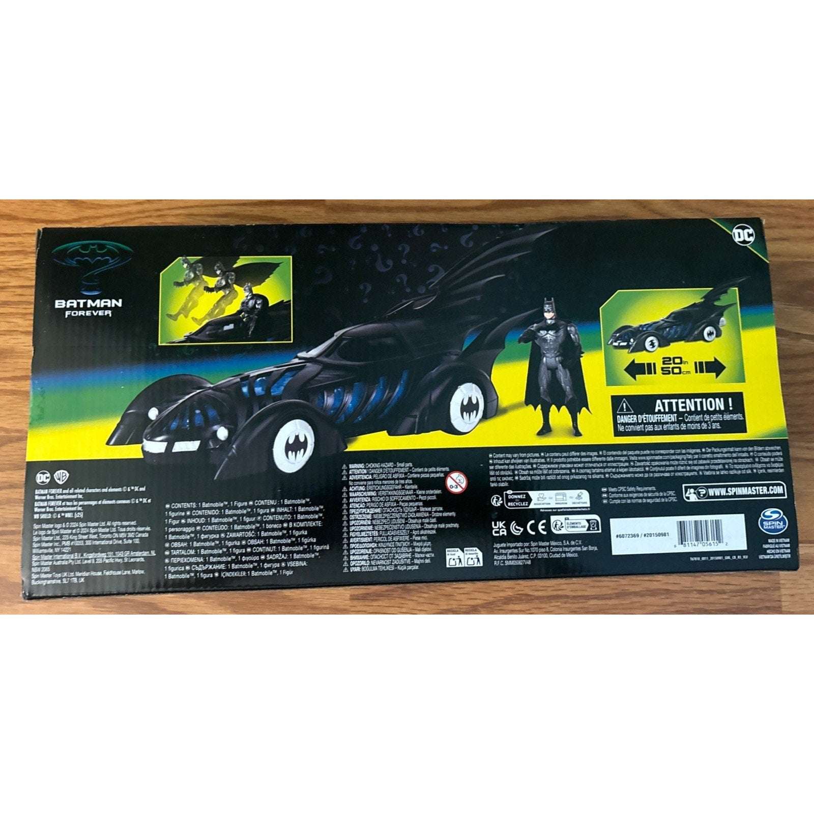 DC Comics Batman Forever Retro Collection Batmobile + Action Figure Spin Master