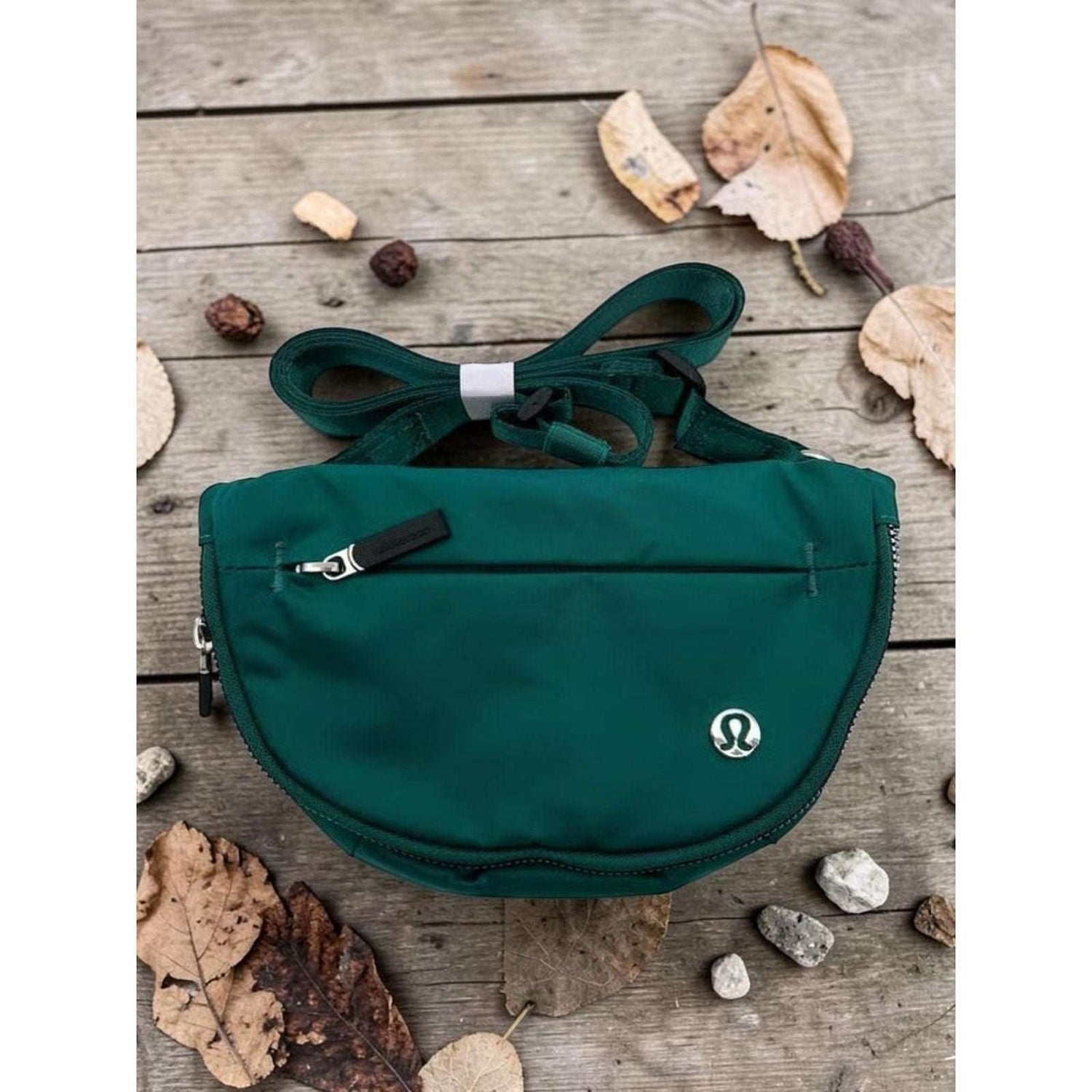 Lululemon ALL NIGHT FESTIVAL BAG 2L Micro Everywhere Belt Bag Foldover in Green