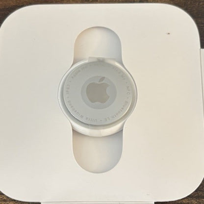 Apple AirTag Bluetooth GPS Tracker For iPhone & iPad (MX532LL/A) A2187