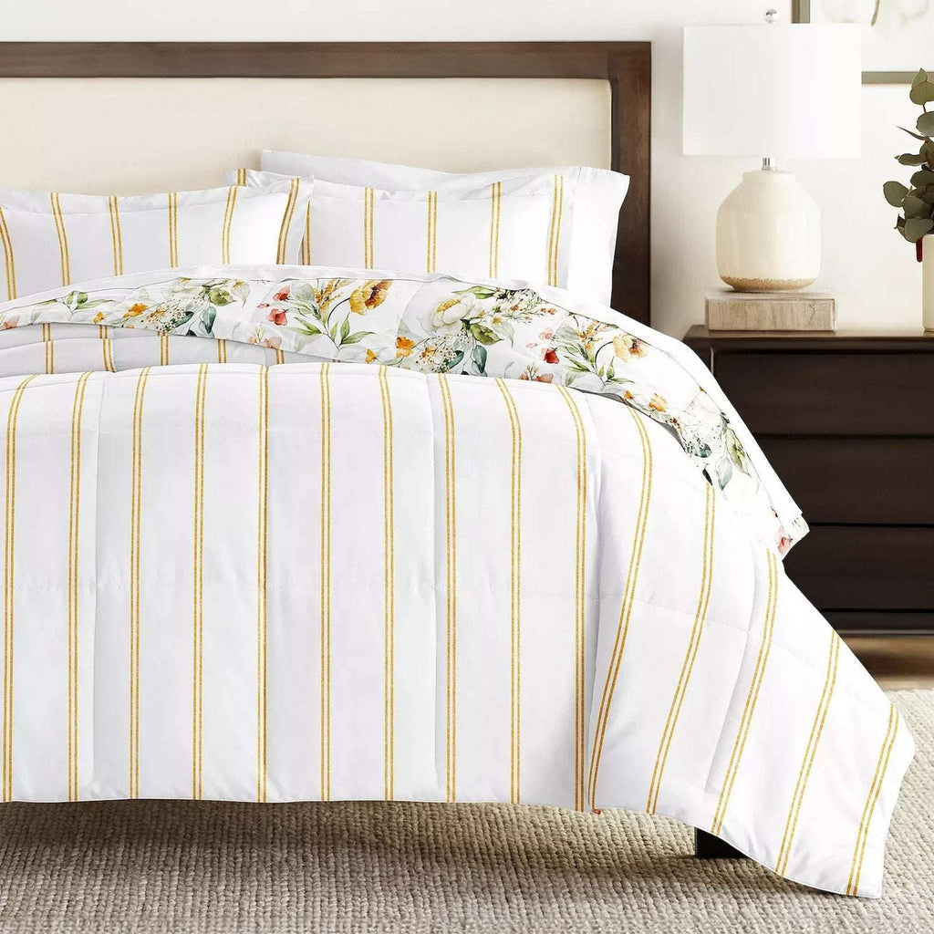 Chintz Floral Stripe Reversible All Season Down-Alternative Queen Comforter Set