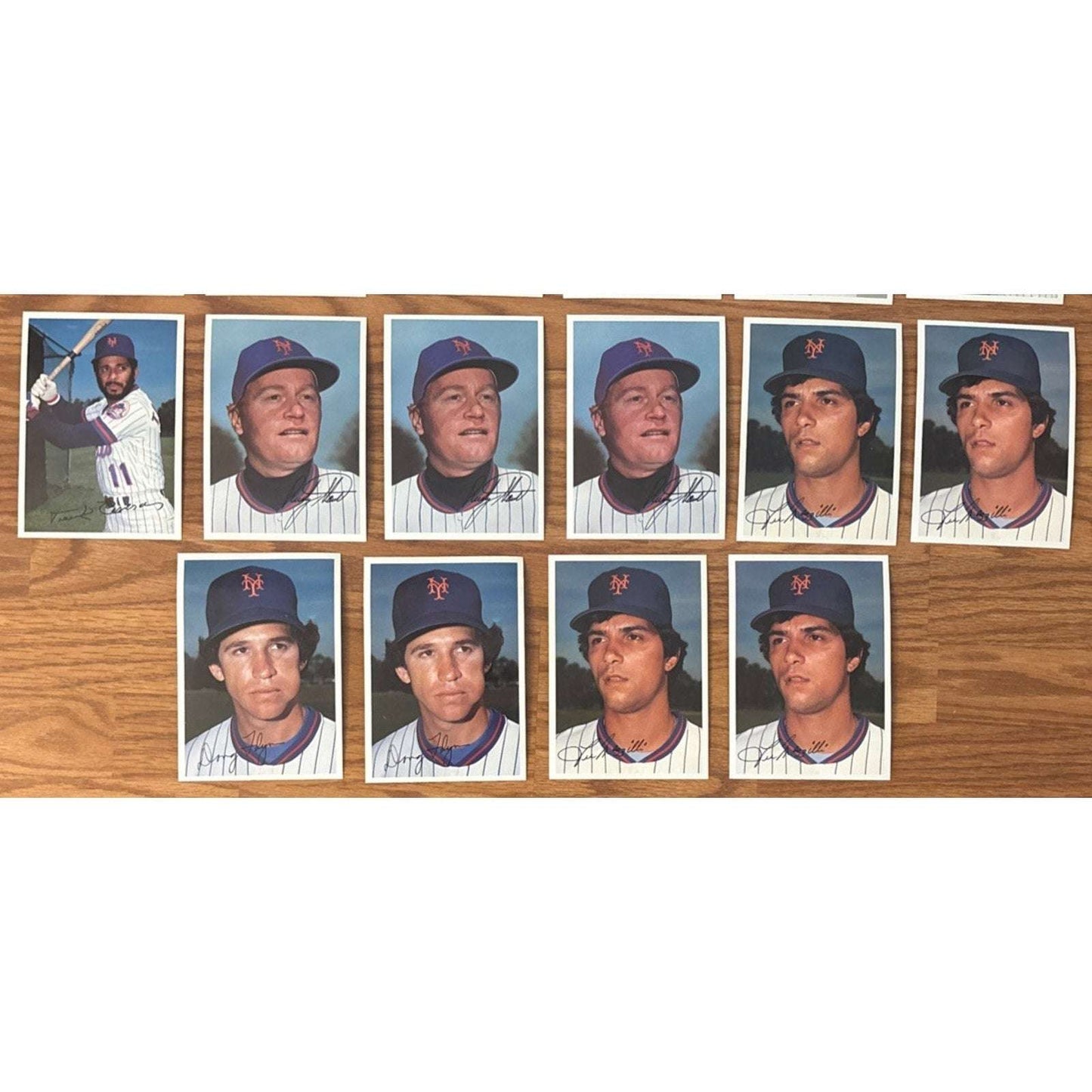 Lot Of 34 1981 Topps Baseball GIANT PHOTO CARDS Home Team NY Yankees / Mets