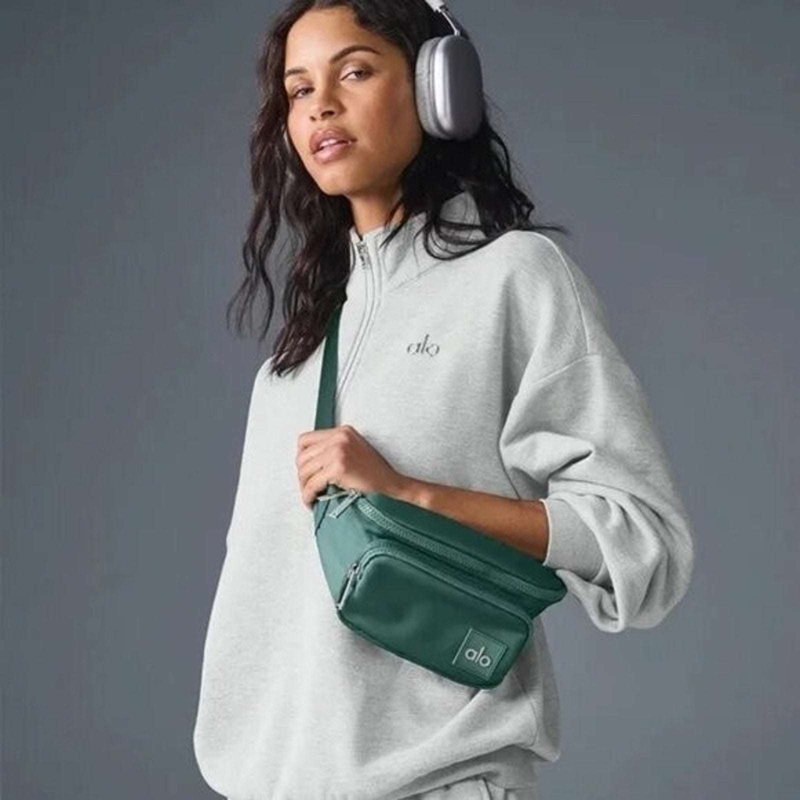 Alo Yoga Explorer Fanny Pack Winter Ivy Adjustable Strap Crossbody Belt Bag