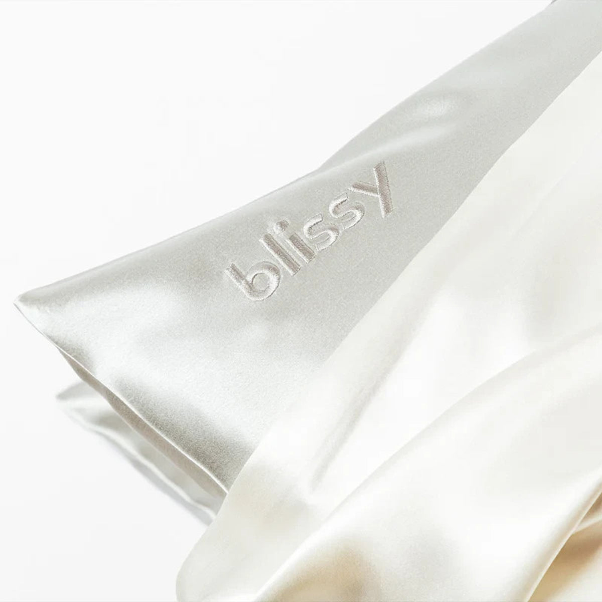 Blissy 100% Pure Mulberry Silk Pillowcase 22 Momme King Size in White - Cooling