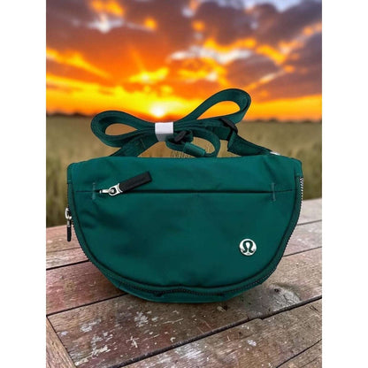 Lululemon ALL NIGHT FESTIVAL BAG 2L Micro Everywhere Belt Bag Foldover in Green