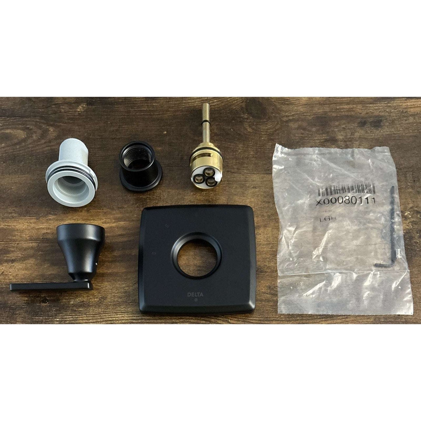 Delta T11864-BL Ashlyn 3-Setting 2-Port Diverter Trim in Matte Black