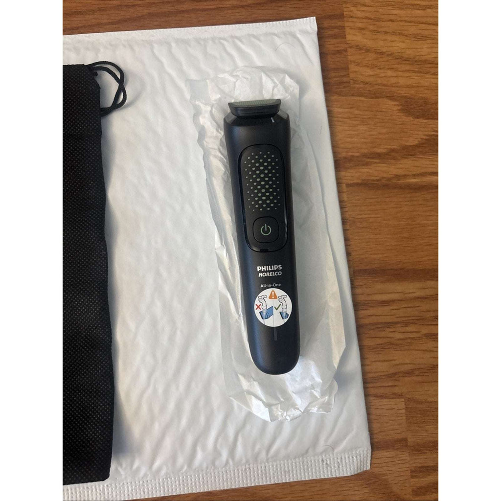 Philips Norelco All-In-One 3000 Series 13-in-1 Beard & Hair Trimmer MG3919/50