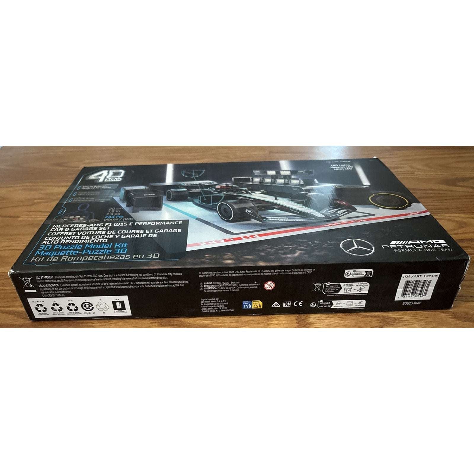 4D Build Mercedes AMG Petronas F1 W15 Garage Set 244Pc LED Lights New/Seale