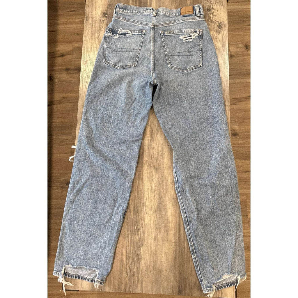 AE American Eagle Strigid Ripped Highest Waist Baggy Straight Jeans Size 8